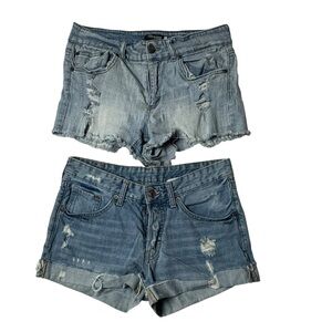 Bundle of 2 Distressed Denim Shorts – Euming L & H&M 8